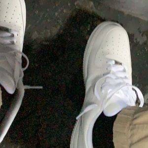 Meet your Posher, Logan